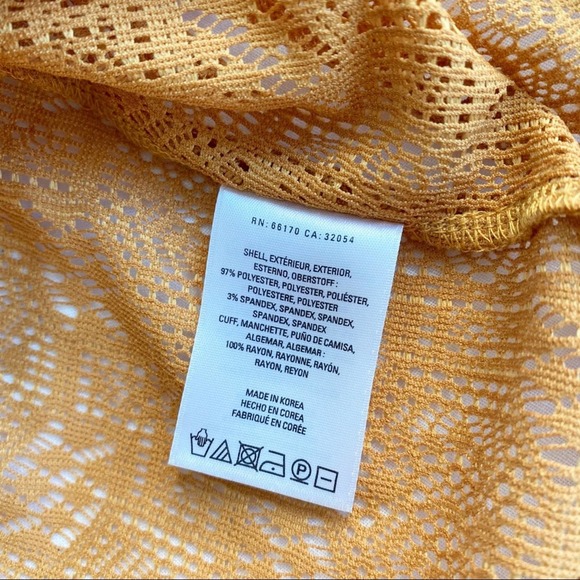 Anthro Akemi + Kin Bratton Yellow Gold Lace Top L - Picture 13 of 14